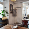 Tilføj elegance til din restaurant ved at vælge Joey vægmonteret bøjlestang til dine gæsters bekvemmelighed.